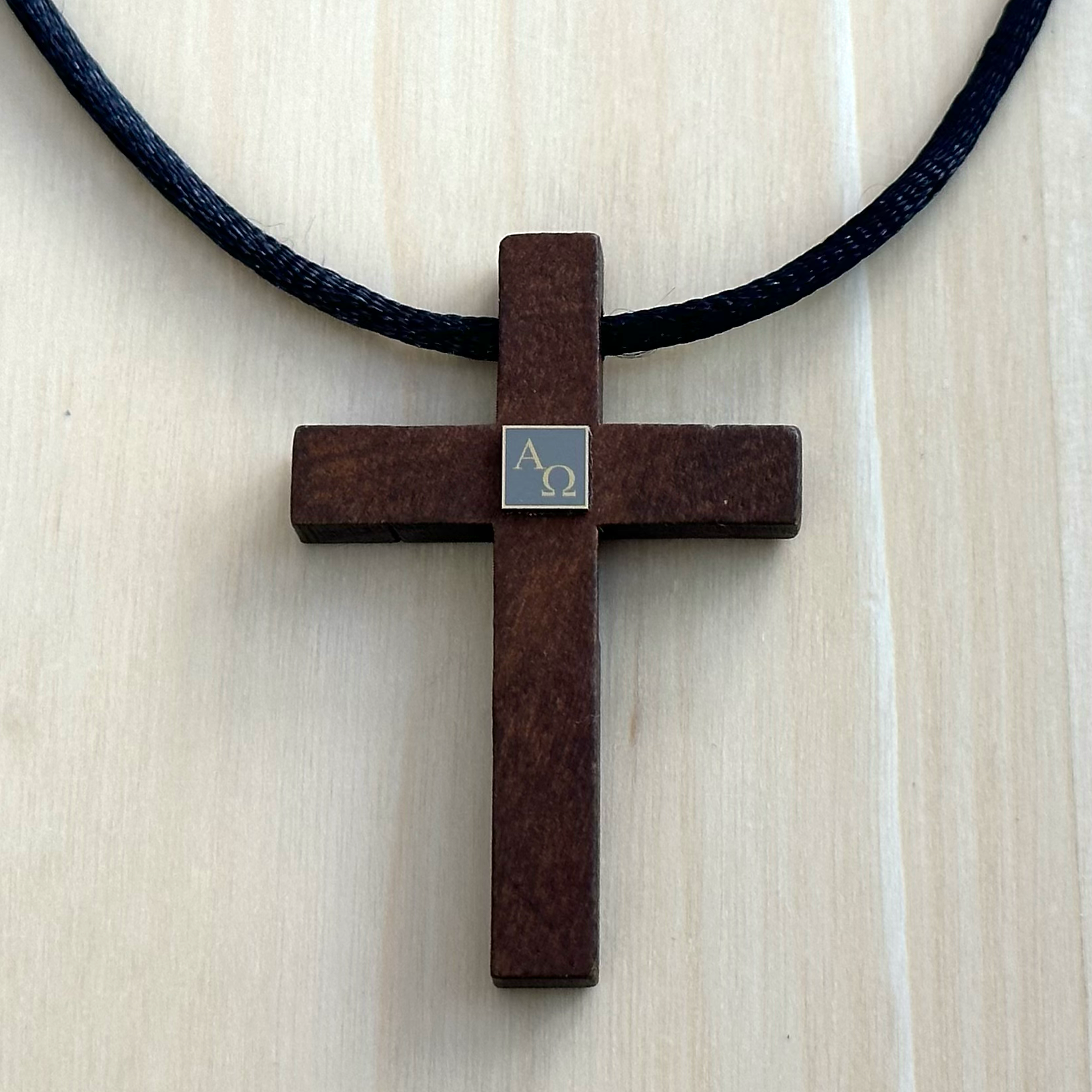 Amazon.com: 3 Colors Wood Cross Charms Mini Cross Pendant with Chains  Natural Wooden Cross Hanging Ornament for DIY Necklace Bracelet Earring  Jewelry Craft Making Handmade Accessories Party Favors(75 Sets) : Arts,  Crafts